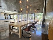 Propriedade de exceção perto da praia Moradia...