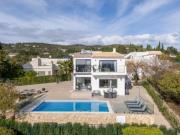 Propriedade excecional, totalmente renovada, com 6...