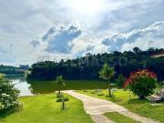 Propriedade única com 19 chalés a beira da represa!