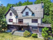 Proprietà con grande terreno in vendita ad Arona 1200m²...