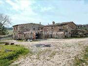 Casa di campagna in vendita di 1110 m² in Strada...