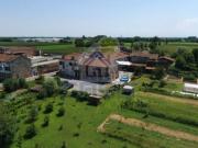 Proprietà rustica in vendita di 350 m² in Strada Gauzza