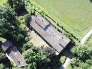 Proprietà rustica in vendita di 350 m² in Via Mirandola, 5
