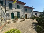 Proprietà rustica in vendita di 380 m² in Via Ser Lapo...