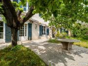 Propriété 10 pièces 244 m²