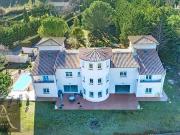 Propriété 10 pièces 377 m²