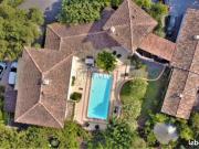 Propriété 10 pièces 320 m²