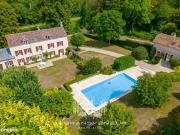 Propriété 11 pièces 298 m²