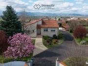 Propriété 11 pièces 210 m²