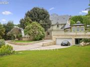 Propriété 14 pièces 650 m²