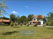 Propriété 18 Hectares Piscine Dépendances Landes 40....