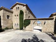 Propriété avec piscine et jardin