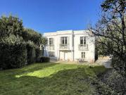 Propriété avec jardin