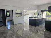 Propriété 4 pièces 147 m²