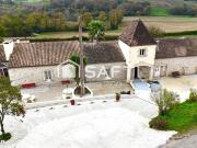 Propriété 4 pièces 285 m²