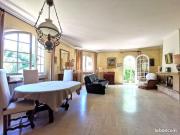 Propriété 5 pièces 137 m²