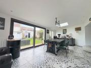 Propriété 5 pièces 145 m²