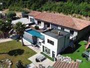 Propriété 5 pièces 158 m²