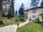 Propriété 5 pièces 160 m²