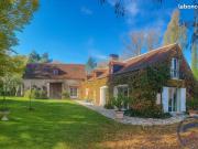 Propriété 5 pièces 196 m²