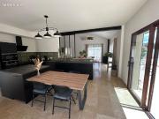 Propriété 5 pièces 221 m²