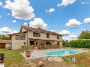 Propriété 5 pièces 229 m²