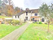 Propriété 5 pièces 270 m²