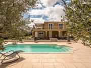 Propriété 6 pièces 130 m²