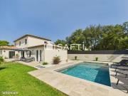 Propriété 6 pièces 181 m²