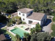 Propriété 6 pièces 182 m²