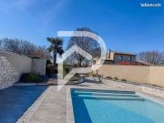 Propriété 6 pièces 184 m²