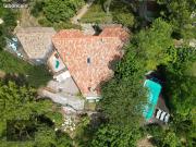 Propriété 6 pièces 213 m²