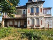 Propriété 6 pièces 218 m²