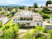 Propriété 6 pièces 330 m²