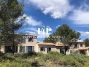 Propriété avec jardin