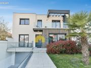 Propriété 7 pièces 182 m²