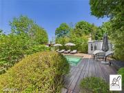 Propriété 7 pièces 195 m²