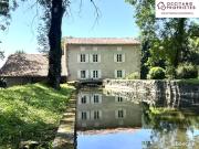 Propriété 7 pièces 213 m²