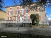 Propriété 7 pièces 222 m²