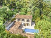 Propriété 7 pièces 230 m²