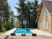 Propriété 7 pièces 273 m²