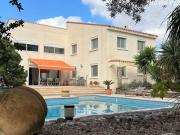 Propriété 7 pièces 300 m²