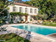 Propriété 7 pièces 300 m²