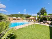 Propriété 7 pièces 337 m²