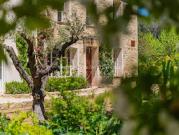 Propriété avec piscine et jardin