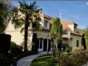 Propriété 8 pièces 176 m²