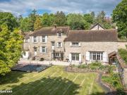 Propriété 8 pièces 180 m²