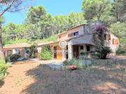 Propriété 8 pièces 183 m²