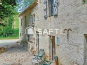 Propriété 8 pièces 198 m²