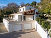 Propriété 8 pièces 235 m²